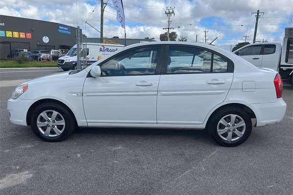 2009 Hyundai Accent S MC