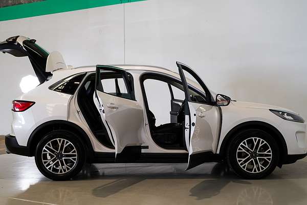 2022 Ford Escape ZH