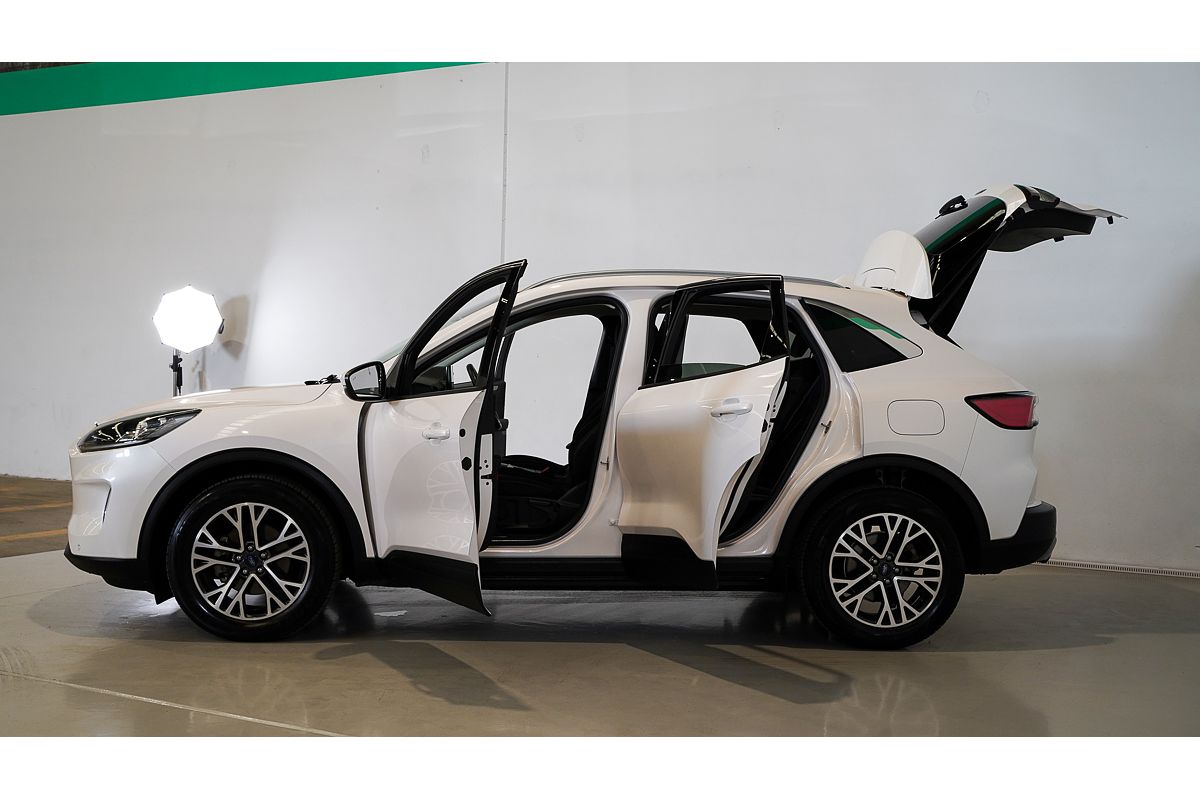 2022 Ford Escape ZH