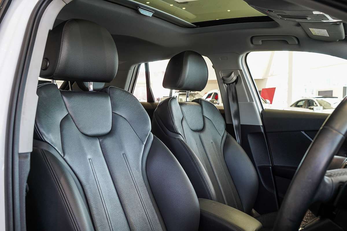 2021 Audi Q2 40 TFSI S line GA