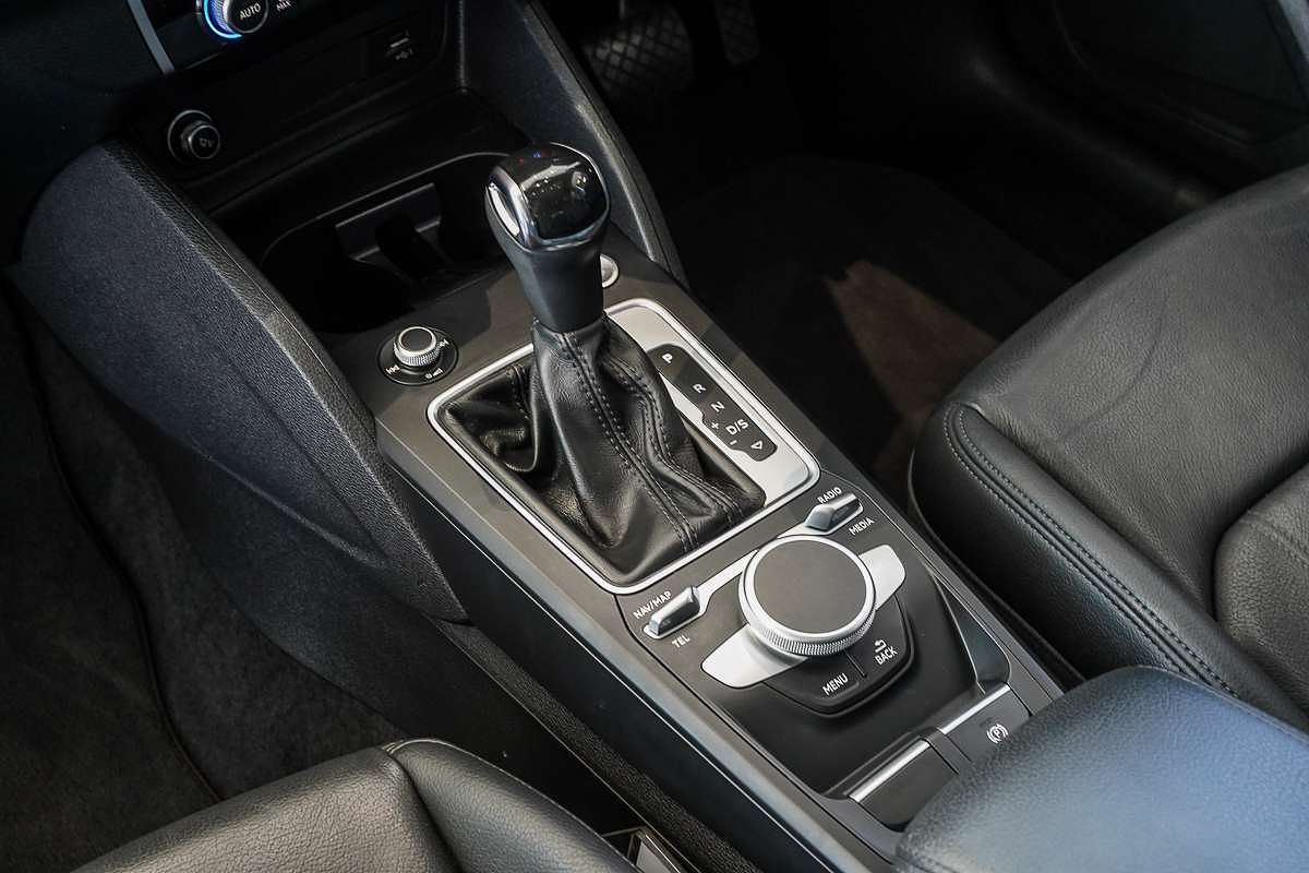 2021 Audi Q2 40 TFSI S line GA