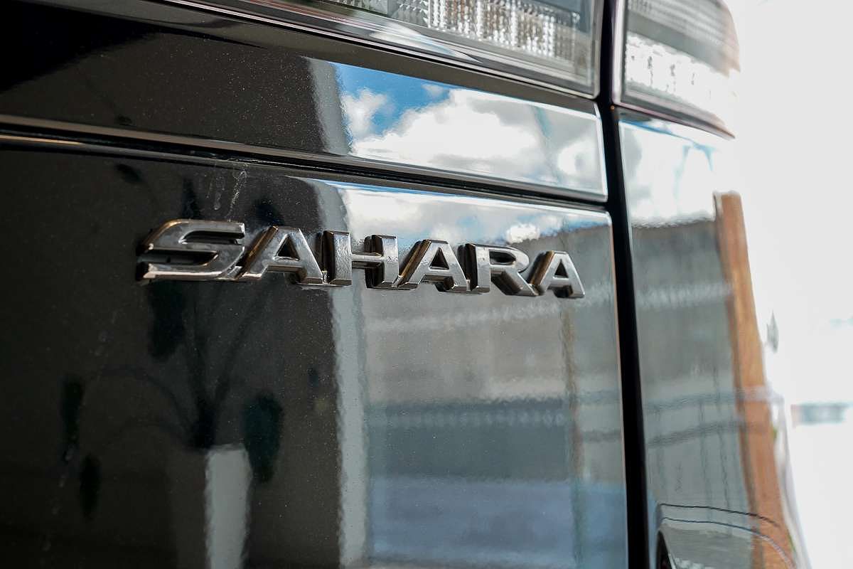 2022 Toyota Landcruiser Sahara FJA300R