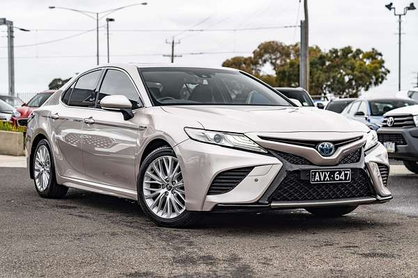 2018 Toyota Camry SL AXVH71R
