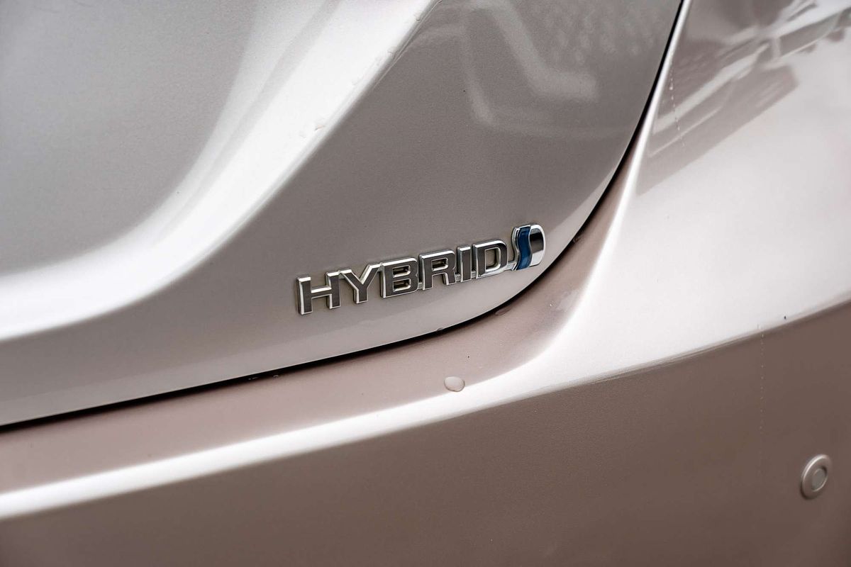 2018 Toyota Camry SL AXVH71R