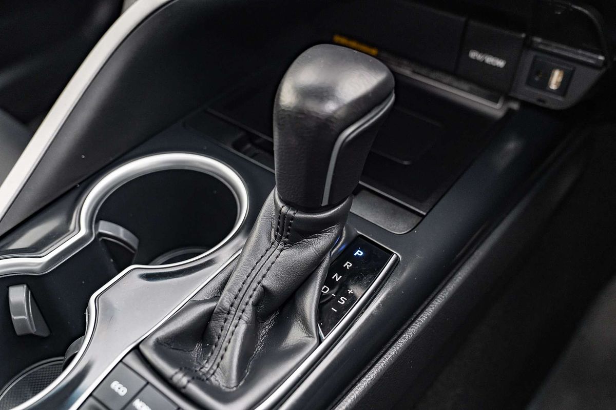 2018 Toyota Camry SL AXVH71R