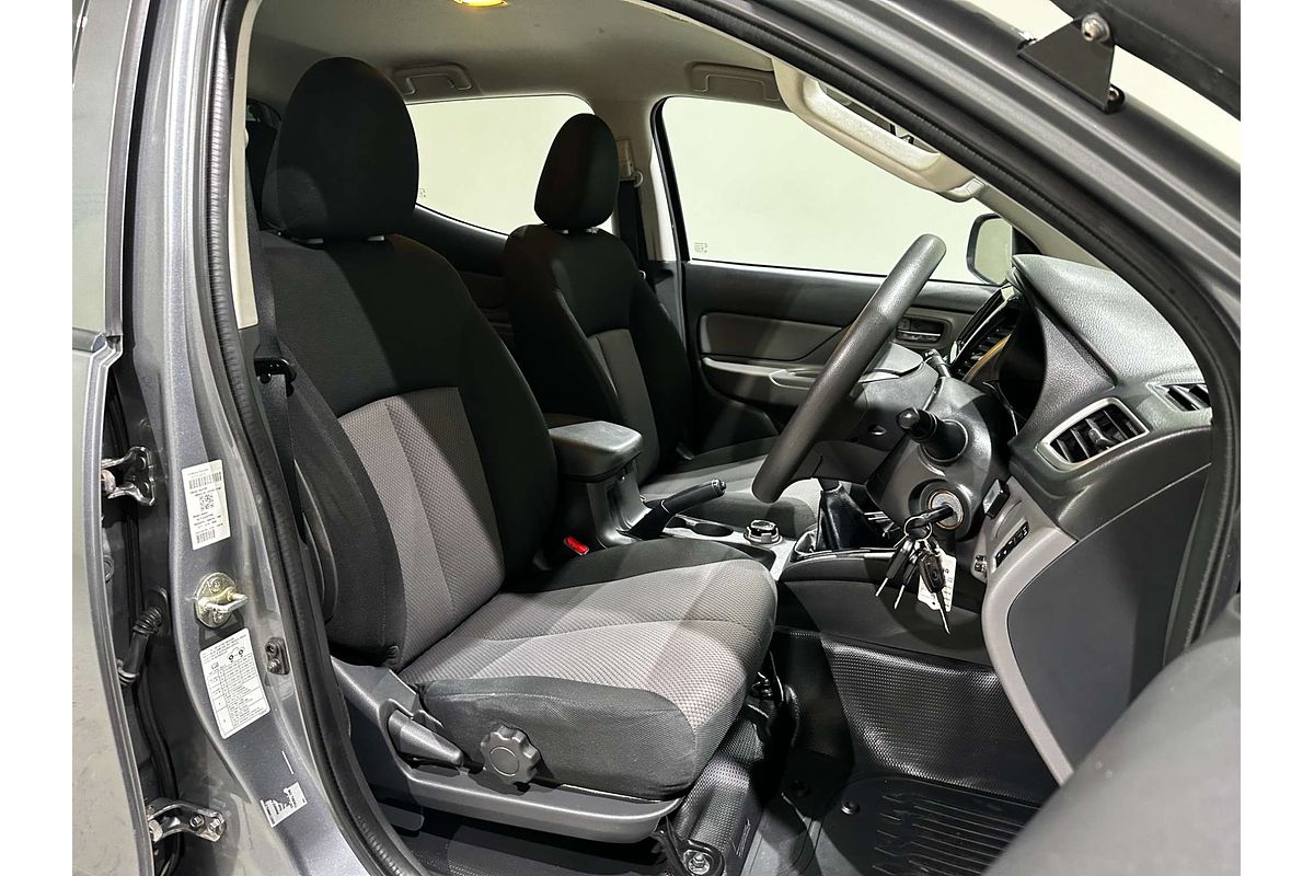 2017 Mitsubishi Triton GLX+ MQ 4X4