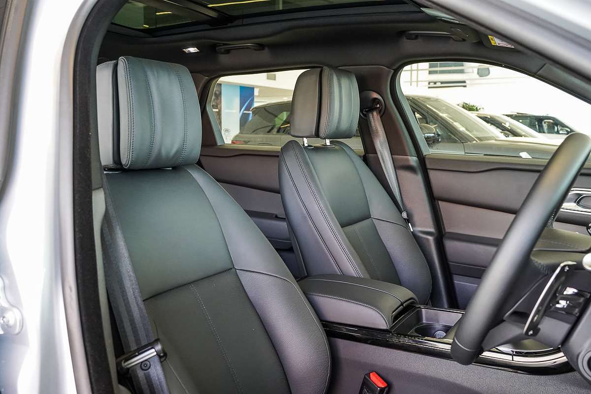 2024 Land Rover Range Rover Velar PHEV P400e Dynamic HSE L560