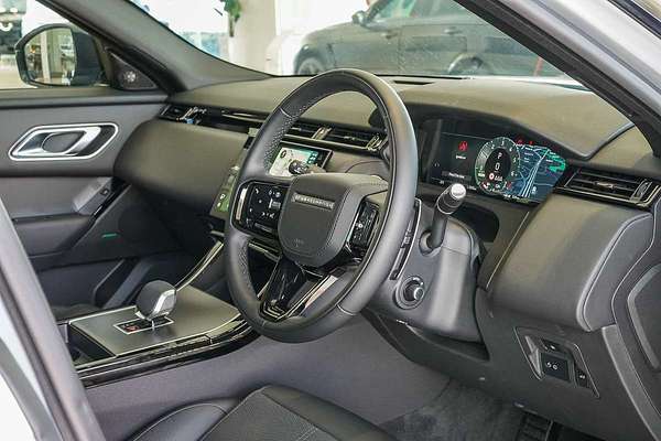 2024 Land Rover Range Rover Velar PHEV P400e Dynamic HSE L560