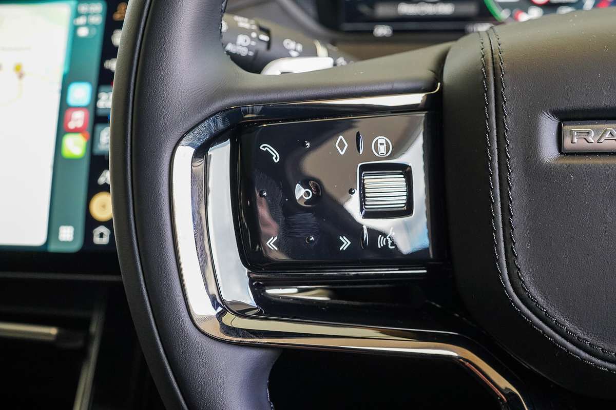 2024 Land Rover Range Rover Velar PHEV P400e Dynamic HSE L560