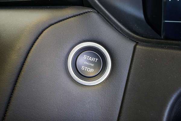 2024 Land Rover Range Rover Velar PHEV P400e Dynamic HSE L560