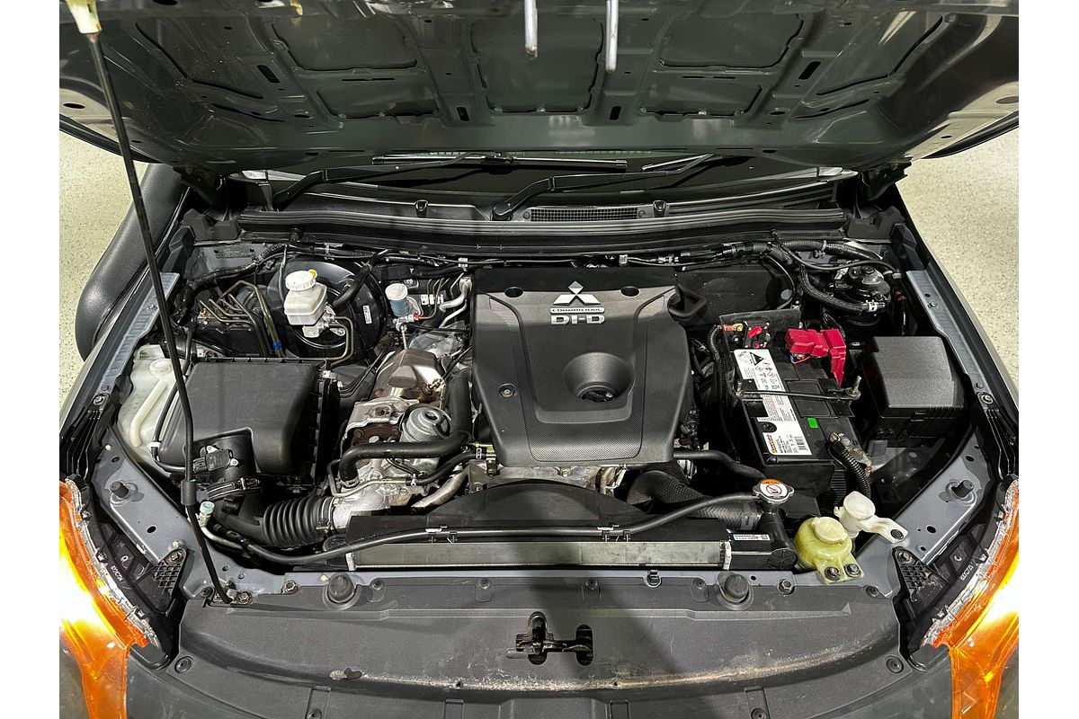 2017 Mitsubishi Triton GLX+ MQ 4X4