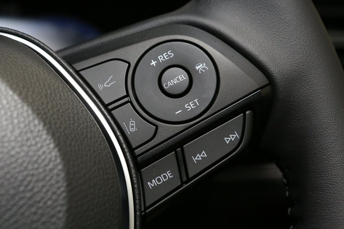 2025 Toyota RAV4 Cruiser AXAH54R