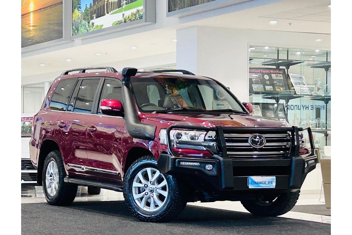 2019 Toyota Landcruiser Sahara VDJ200R