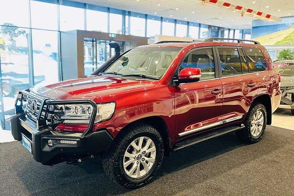2019 Toyota Landcruiser Sahara VDJ200R