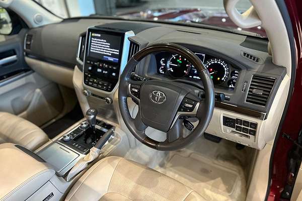 2019 Toyota Landcruiser Sahara VDJ200R
