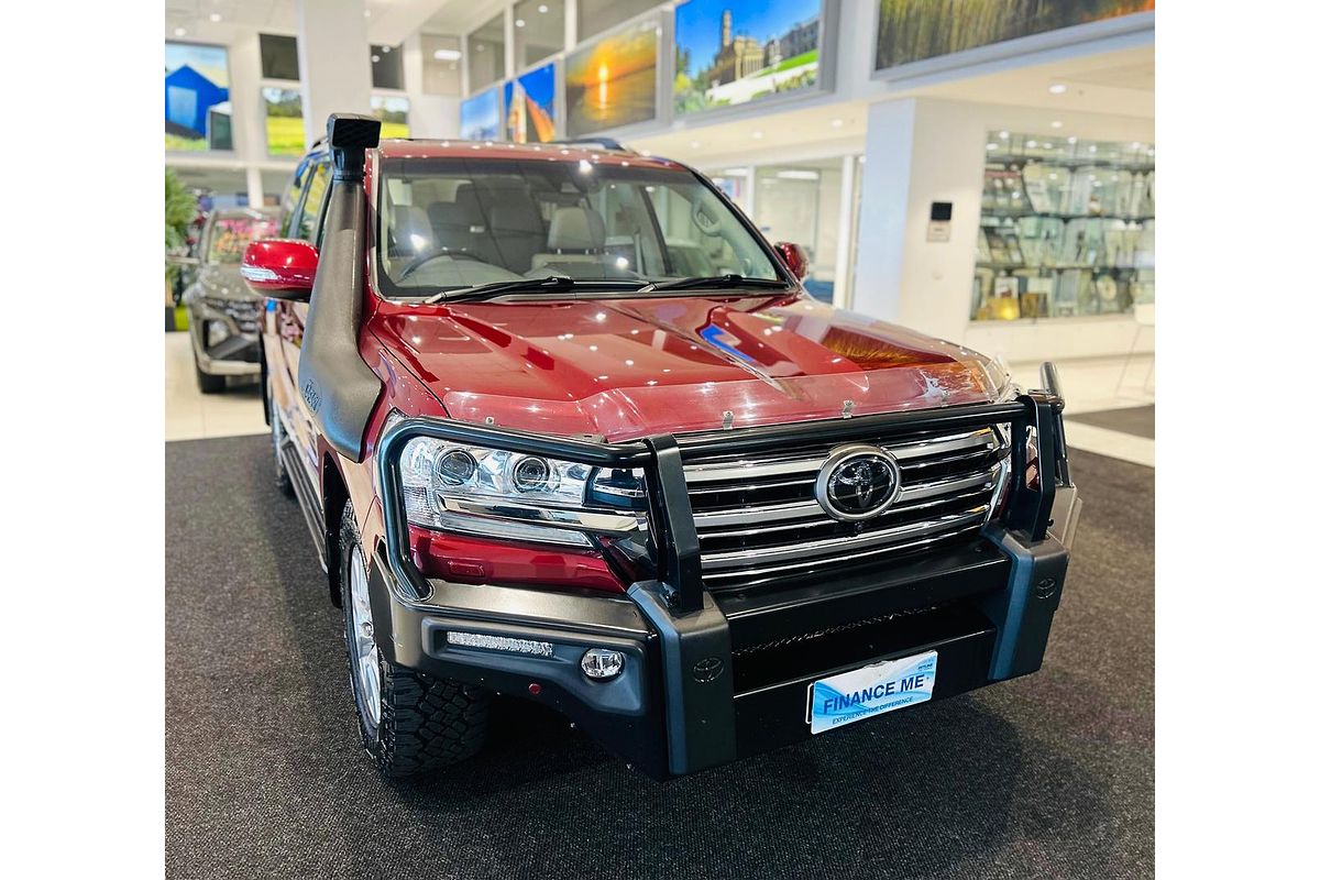 2019 Toyota Landcruiser Sahara VDJ200R
