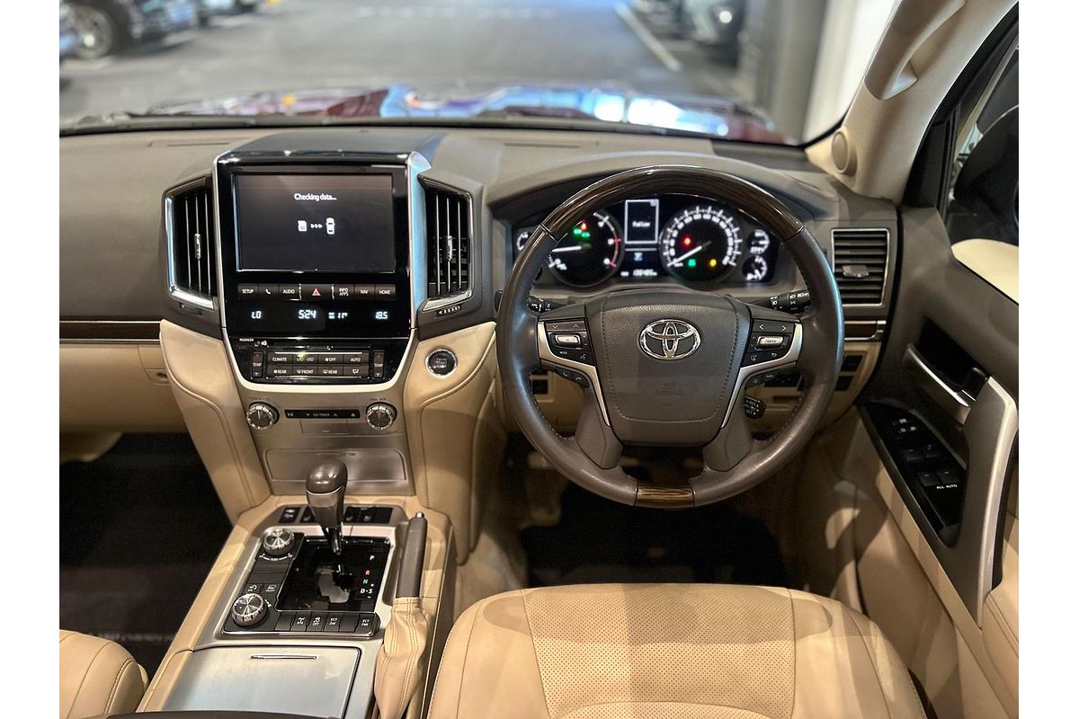 2019 Toyota Landcruiser Sahara VDJ200R