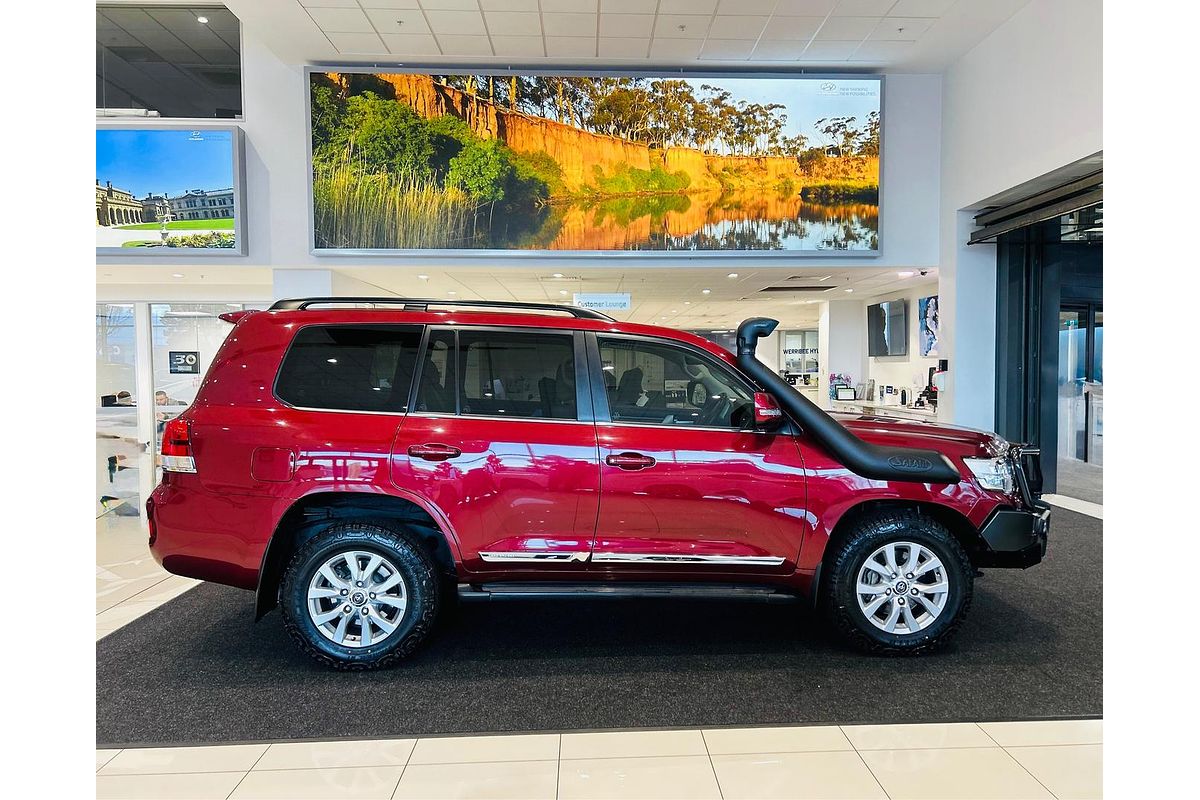 2019 Toyota Landcruiser Sahara VDJ200R
