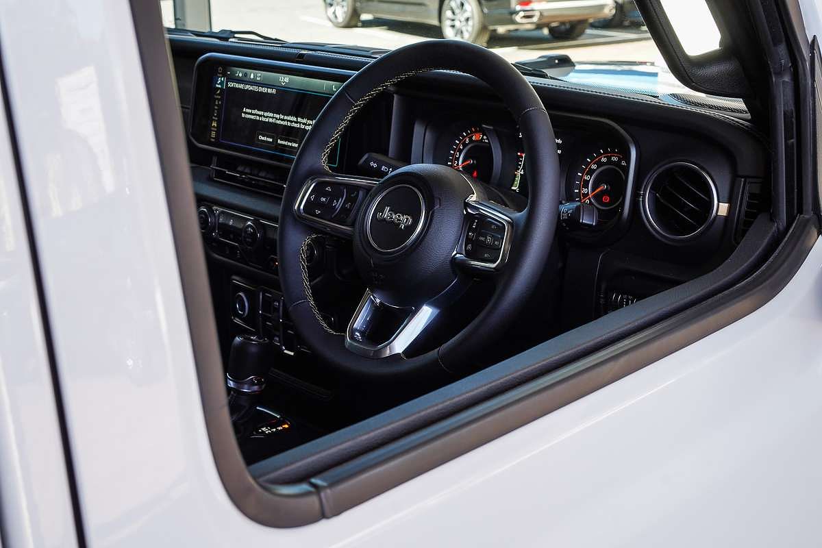 2024 Jeep Wrangler Unlimited Overland JL
