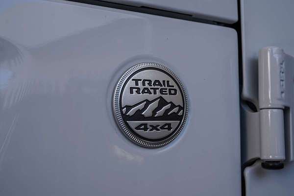 2024 Jeep Wrangler Unlimited Overland JL