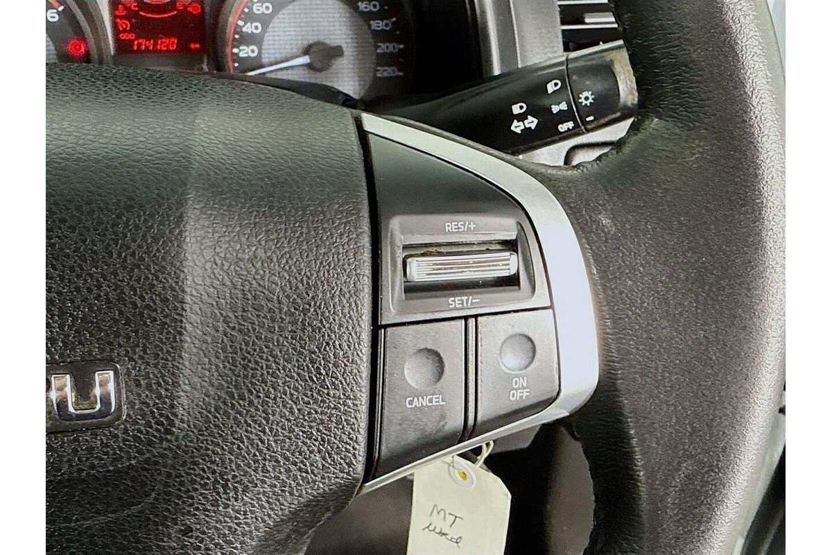 2017 Isuzu D-MAX SX 4X4