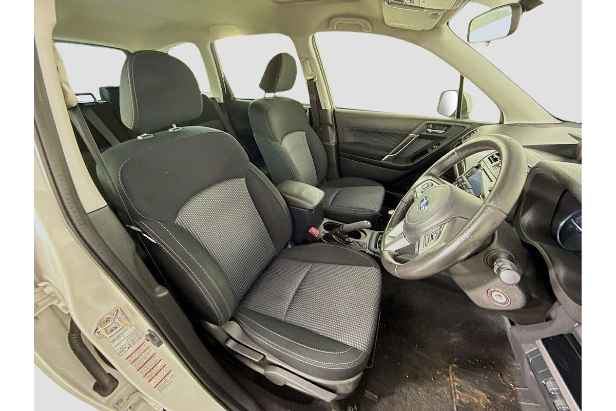 2016 Subaru Forester 2.0i-L S4