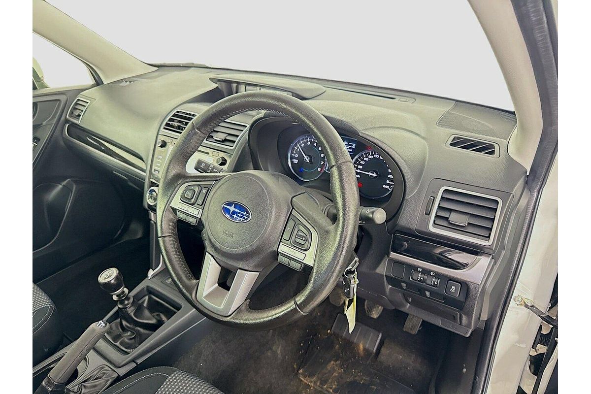 2016 Subaru Forester 2.0i-L S4