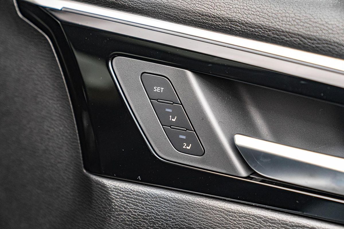 2025 Mitsubishi Outlander Exceed ZM