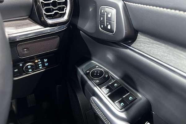 2024 Ford Everest Platinum 3.0L