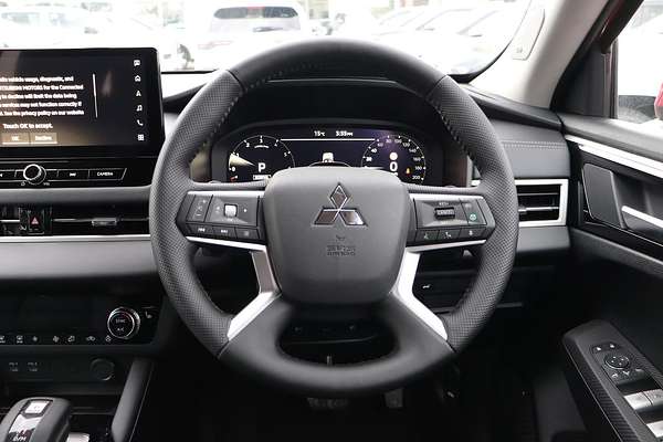 2025 Mitsubishi Outlander Aspire ZM