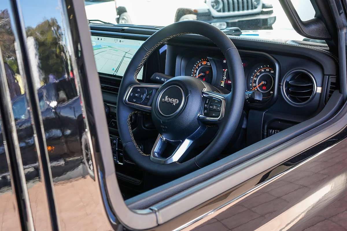 2024 Jeep Wrangler Unlimited Overland JL