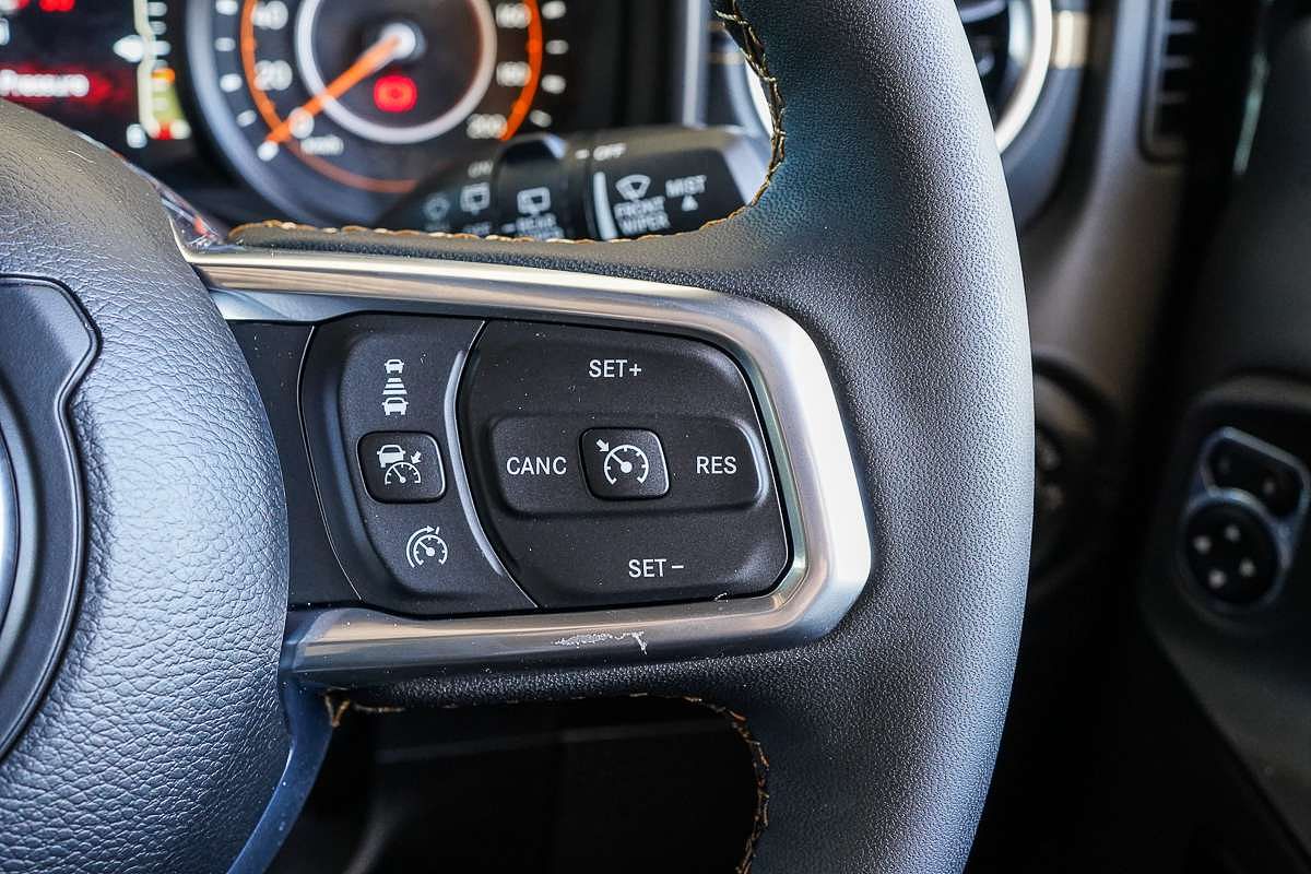 2024 Jeep Wrangler Unlimited Overland JL