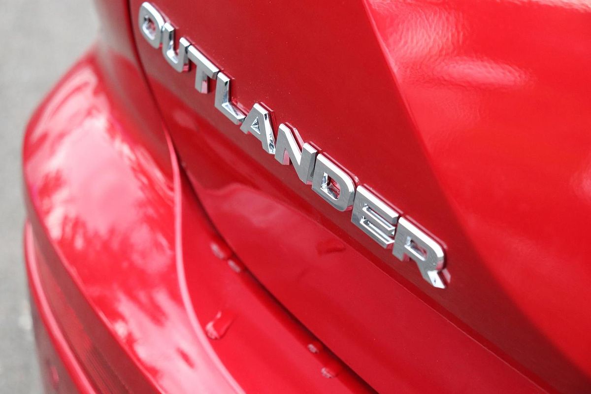 2025 Mitsubishi Outlander Aspire ZM