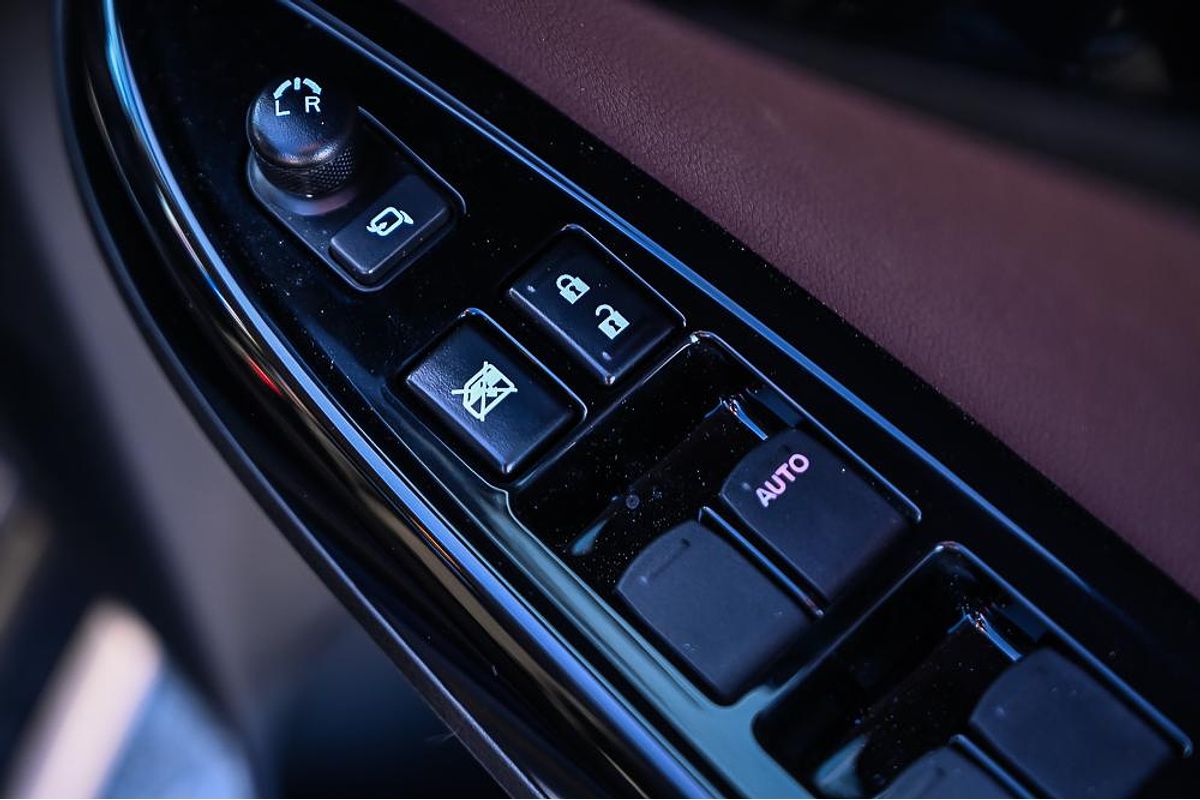 2025 Suzuki Fronx Hybrid KW