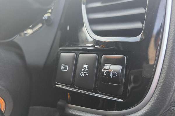2016 Mitsubishi Outlander LS Safety Pack ZK