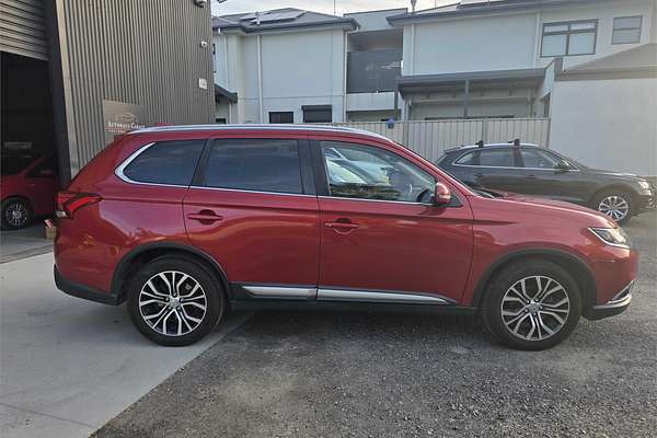 2016 Mitsubishi Outlander LS Safety Pack ZK