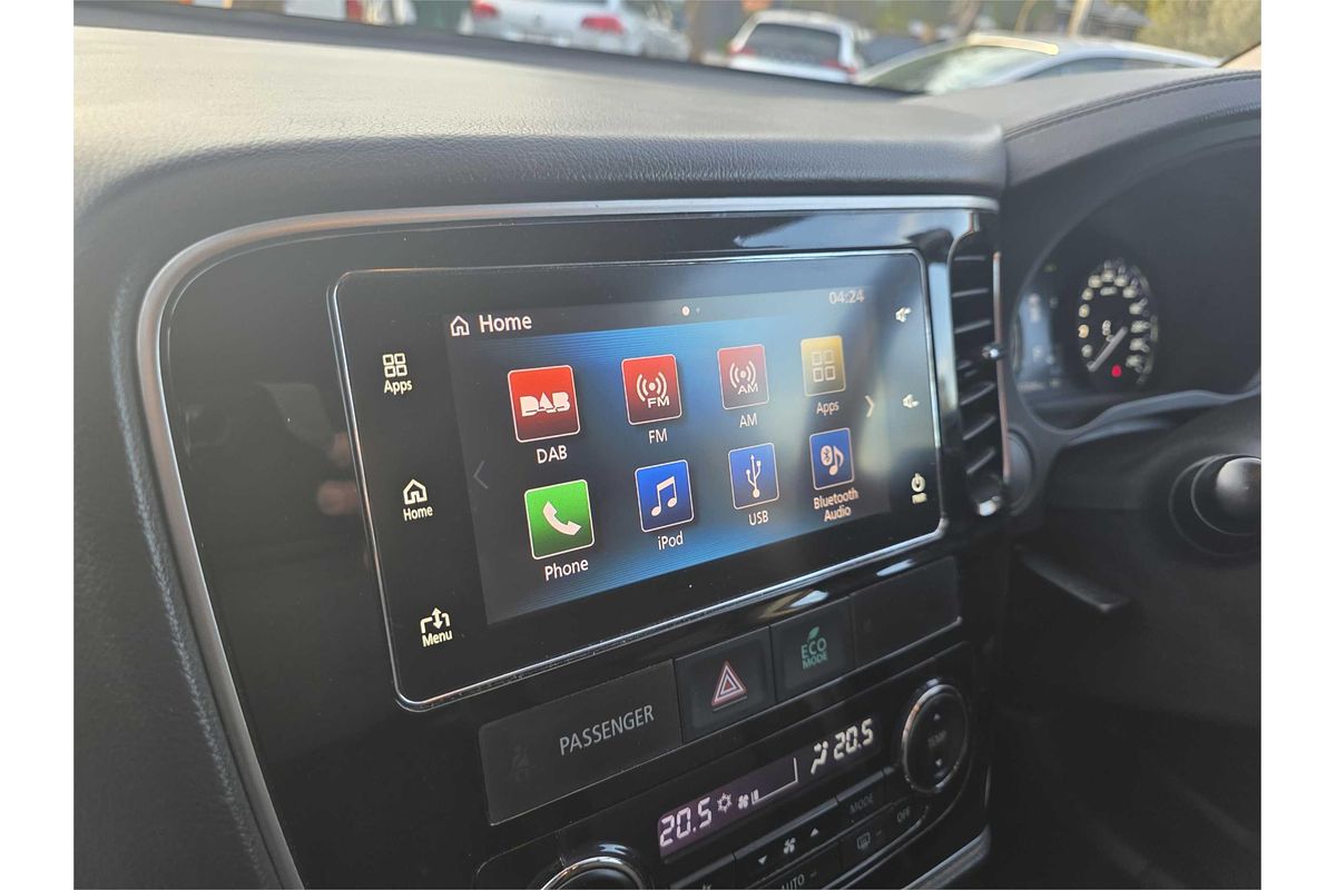 2016 Mitsubishi Outlander LS Safety Pack ZK