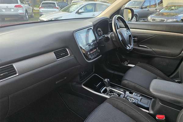 2016 Mitsubishi Outlander LS Safety Pack ZK