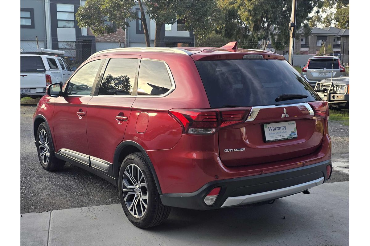 2016 Mitsubishi Outlander LS Safety Pack ZK