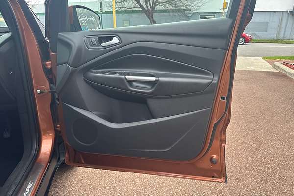 2018 Ford Escape Titanium ZG