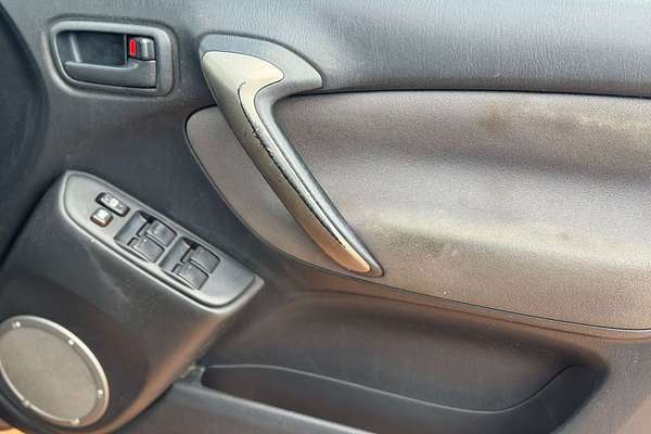 2005 Toyota RAV4 CV ACA23R