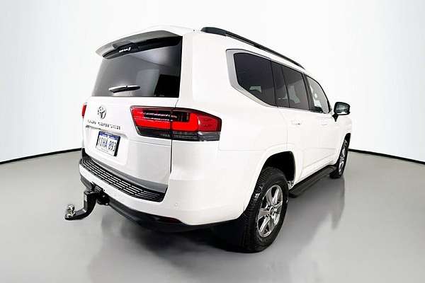2024 Toyota Landcruiser VX FJA300R