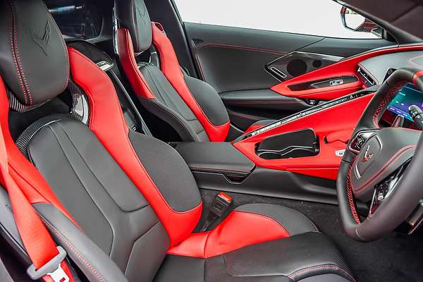2025 Chevrolet Corvette Stingray 3LT C8