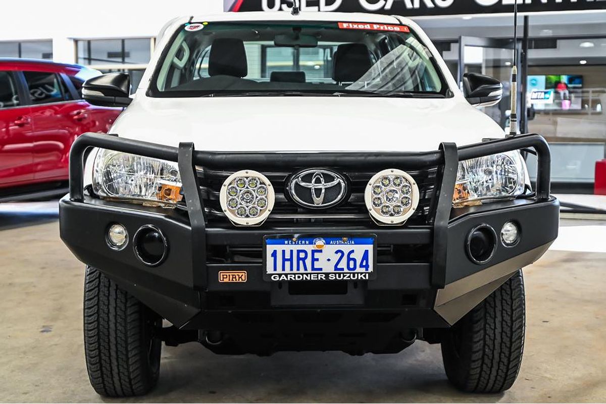 2016 Toyota Hilux SR GUN126R 4X4