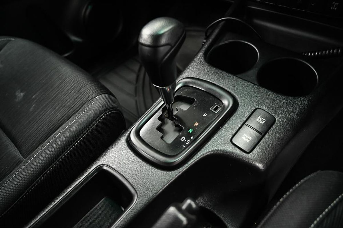 2016 Toyota Hilux SR GUN126R 4X4