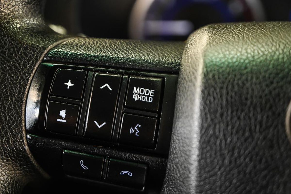 2016 Toyota Hilux SR GUN126R 4X4