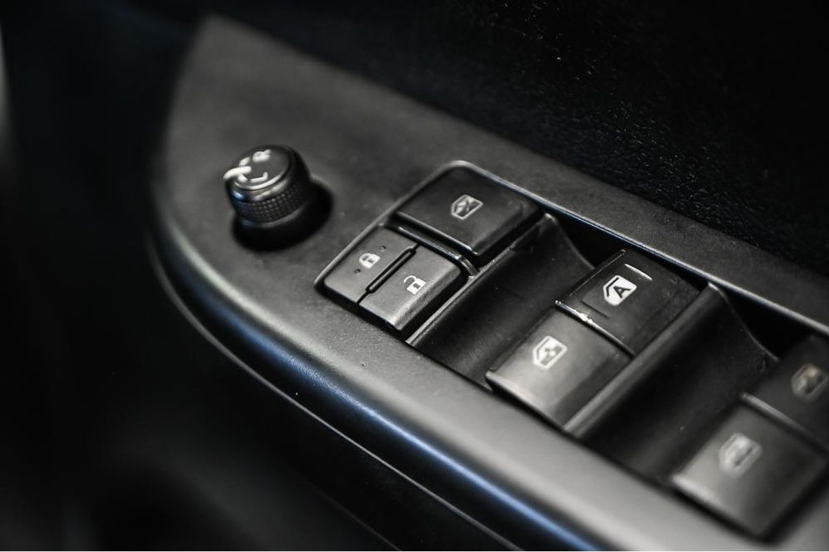 2016 Toyota Hilux SR GUN126R 4X4