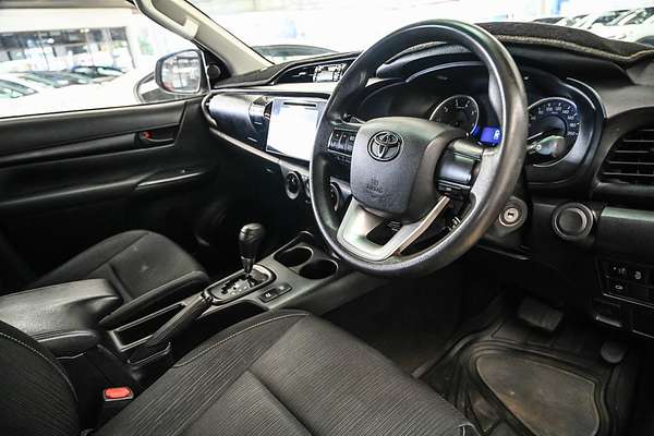 2016 Toyota Hilux SR GUN126R 4X4