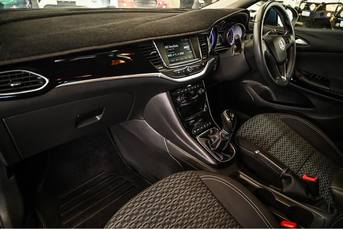 2016 Holden Astra RS BK
