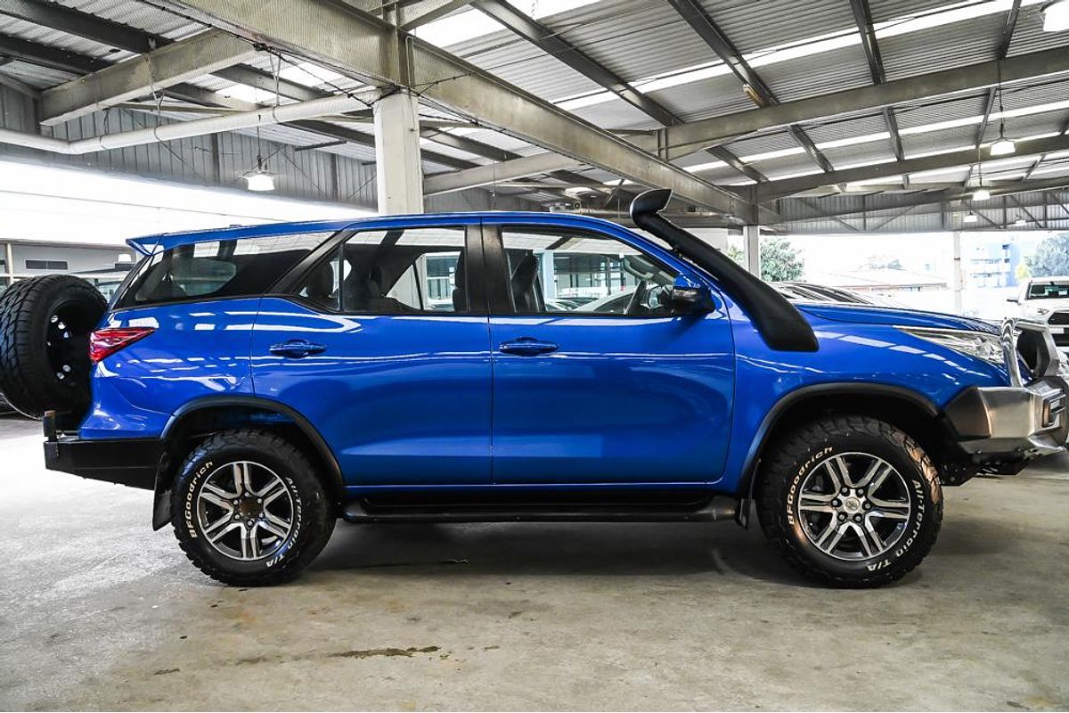 2017 Toyota Fortuner GX GUN156R
